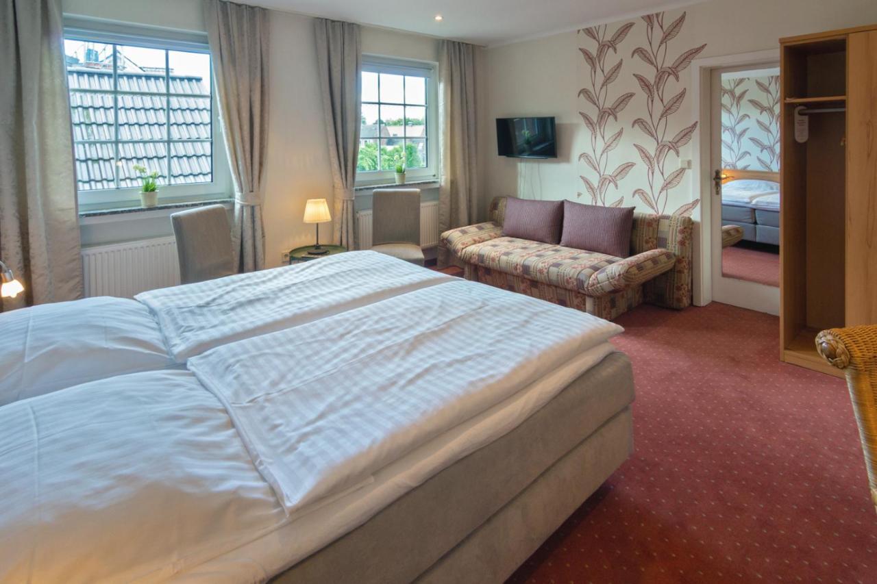 Hotel Am Elisabethufer 제베 외부 사진